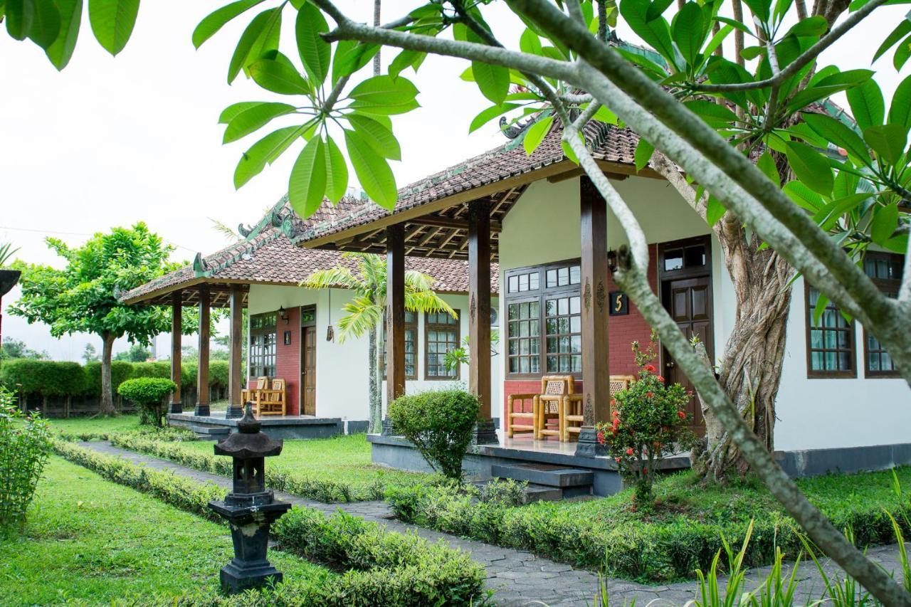 Poeri Devata Resort Hotel Prambanan Exterior photo