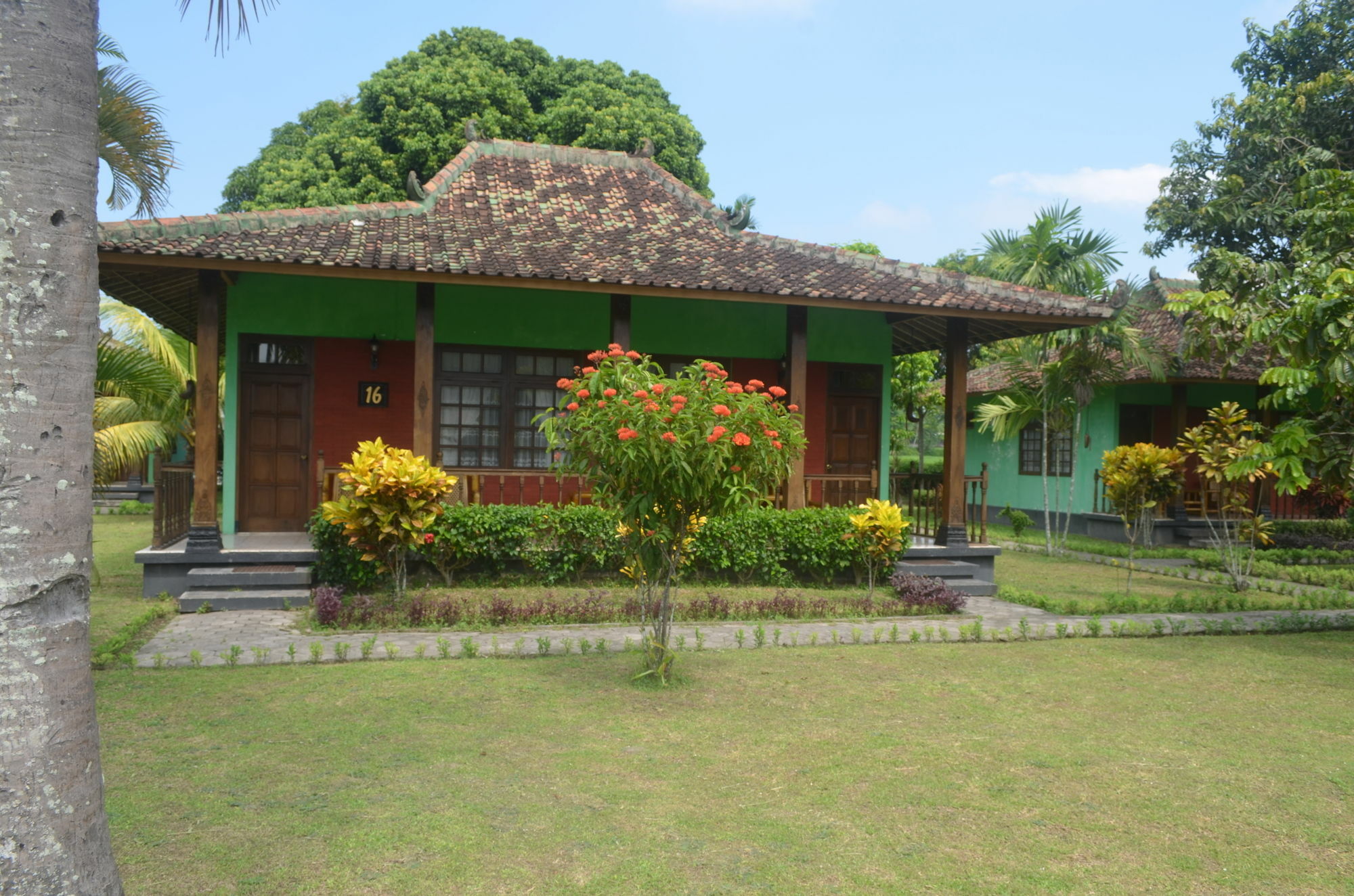 Poeri Devata Resort Hotel Prambanan Exterior photo