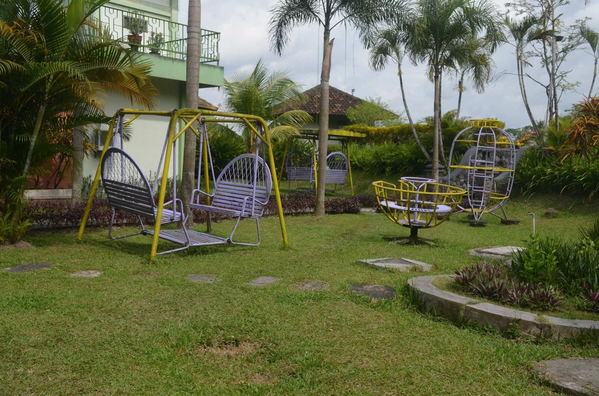 Poeri Devata Resort Hotel Prambanan Exterior photo