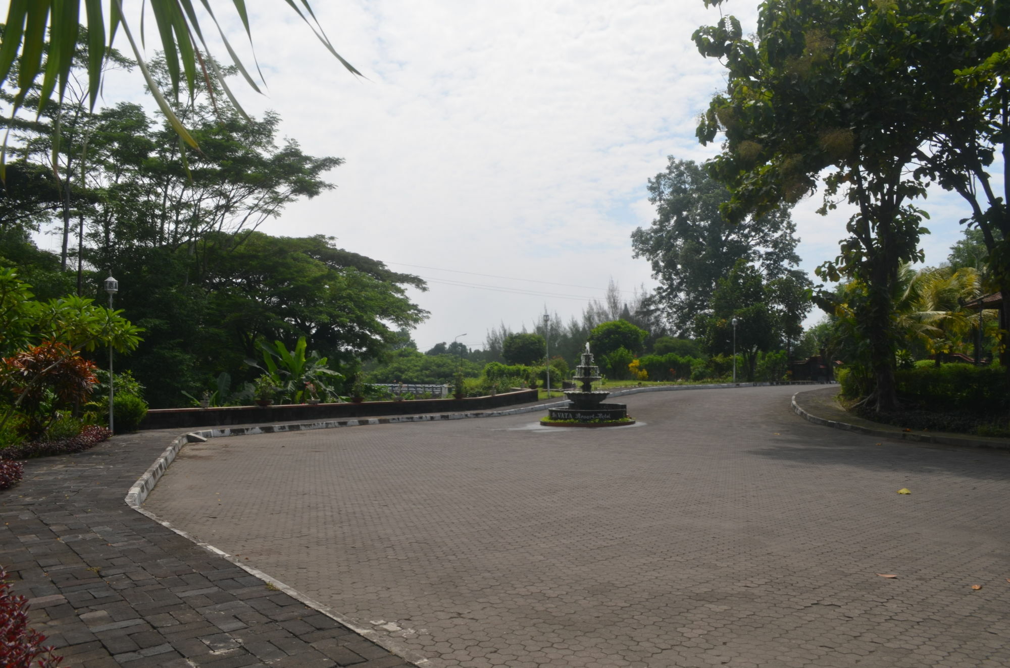 Poeri Devata Resort Hotel Prambanan Exterior photo